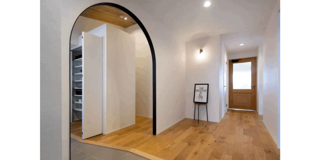 マンション玄関を広く!間取り変更リフォーム術