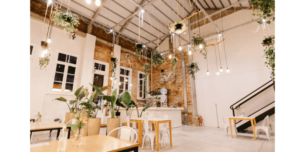 店舗リフォームの坪単価相場と成功ポイント