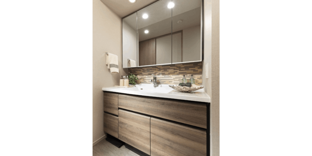 交換＋内装一新（床CF・壁天井クロス）